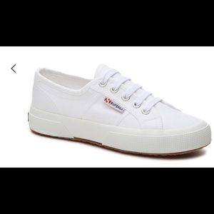 Superga sneakers 8 1/2